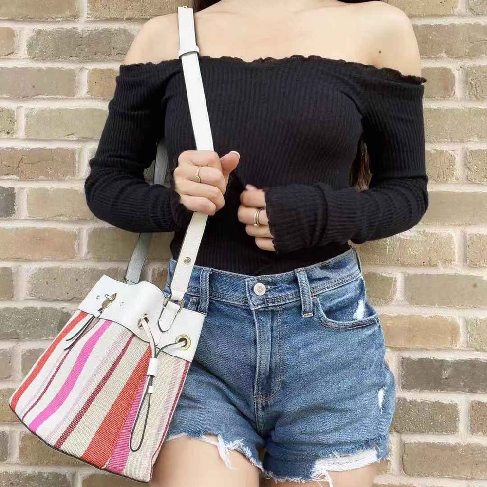 Kate Spade Bucket Tote & Crossbody - Picture 5 of 12
